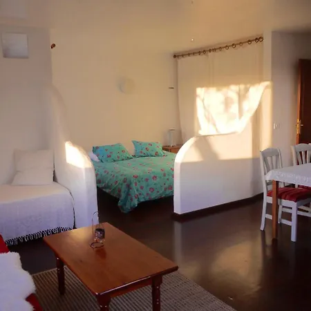 Tisalaya 山林小屋